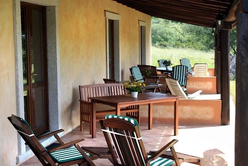 Gospodarstwo agroturystyczne Agriturismo Stazzi La China Willa Luogosanto Włochy